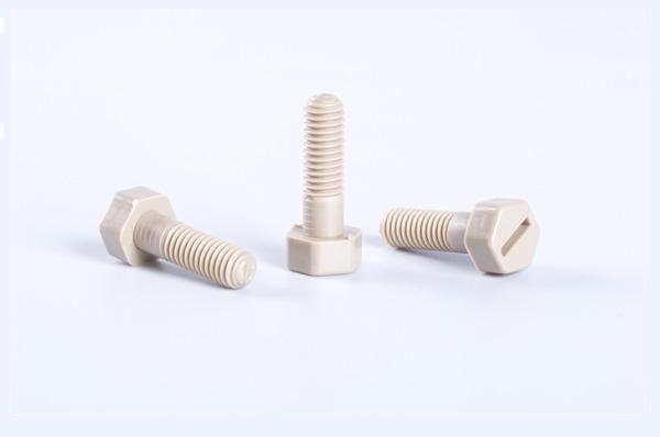Parafuso hexagonal ranhurado em PEEK