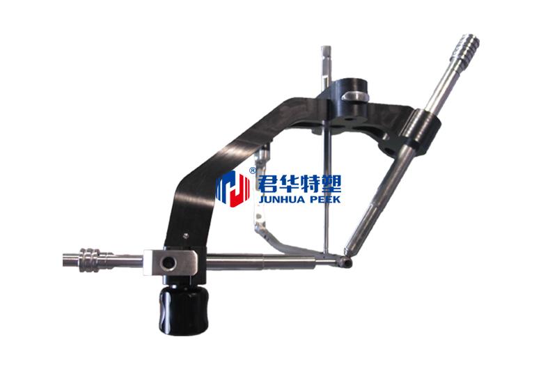 Corpo de suporte lateral PEEK para haste intramedular tibial