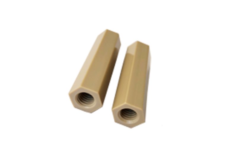 Espaçador hexagonal externo em PEEK