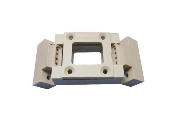 Peças PEEK de três componentes